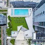Experience Miami Modern 2 Bed Near Biscayne Blvd