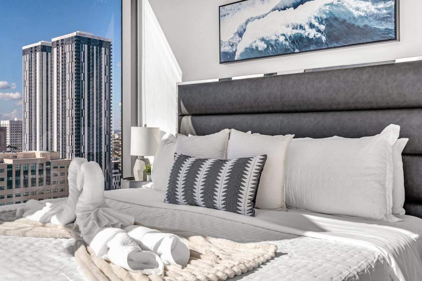 Apartment Experience Modern 2 Bed Near Biscayne Blvd