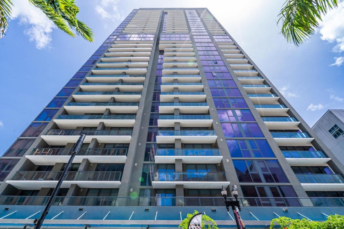 Experience Modern 2 Bed Near Biscayne Blvd * Miami