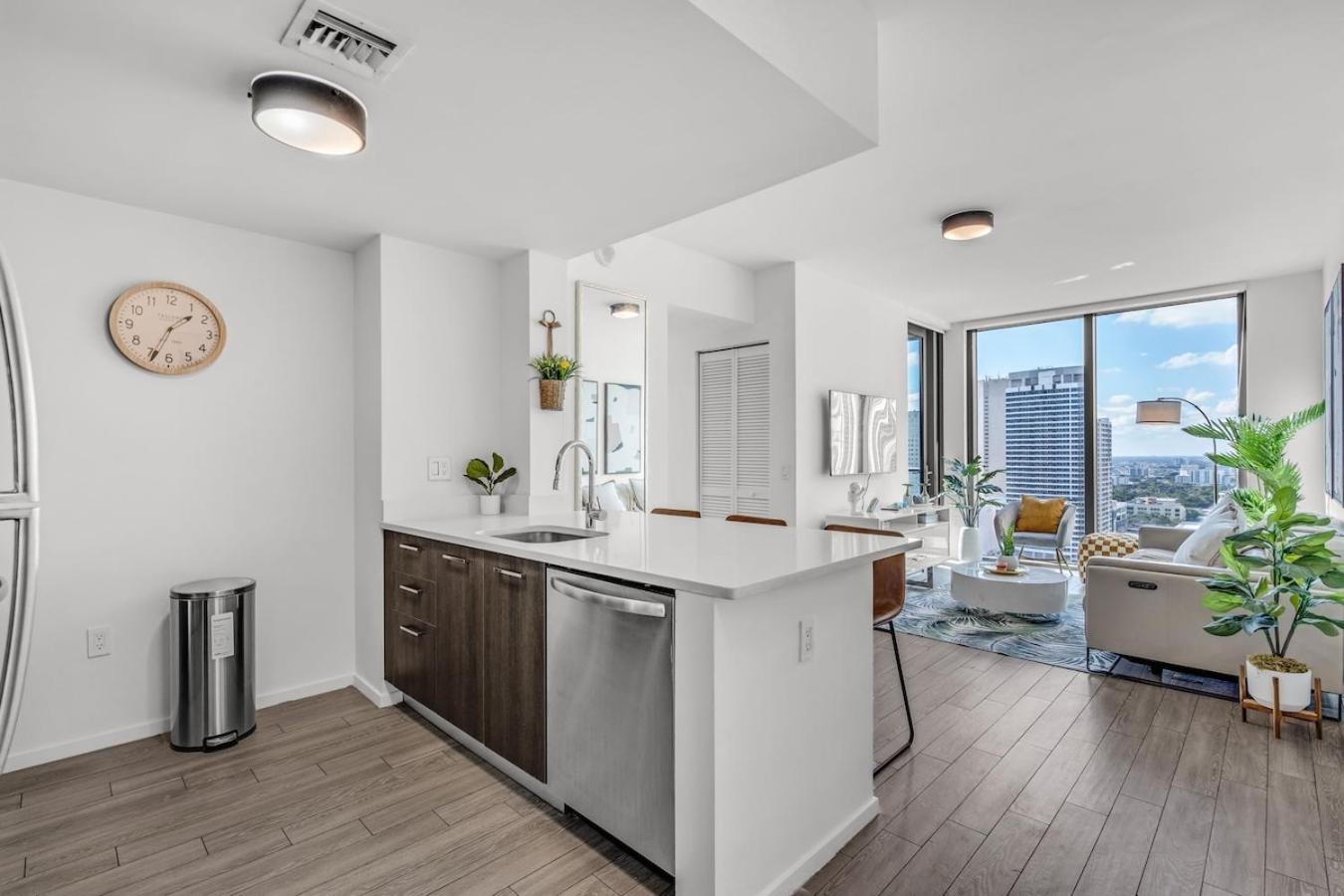 Experience Modern 2 Bed Near Biscayne Blvd Apartamento *